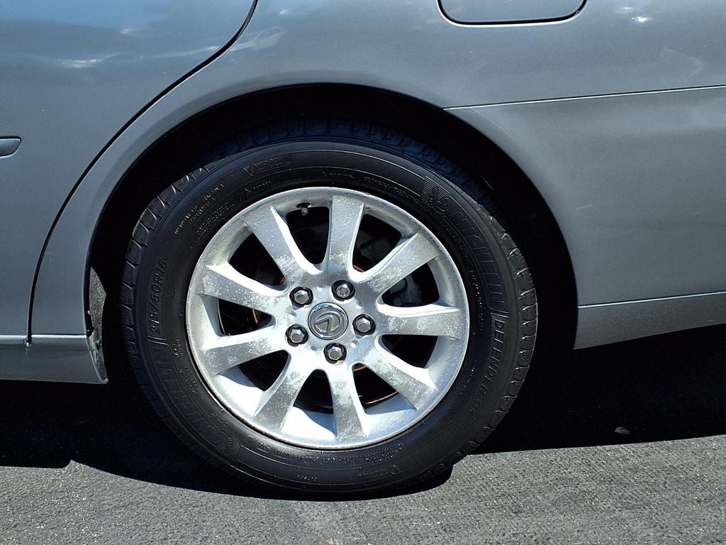 2004 Lexus ES 330