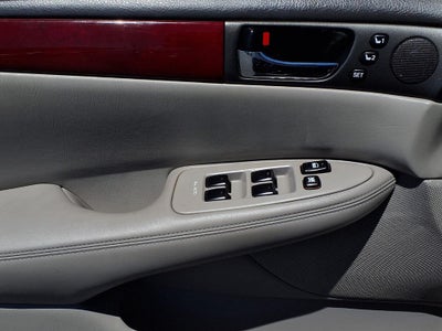 2004 Lexus ES 330