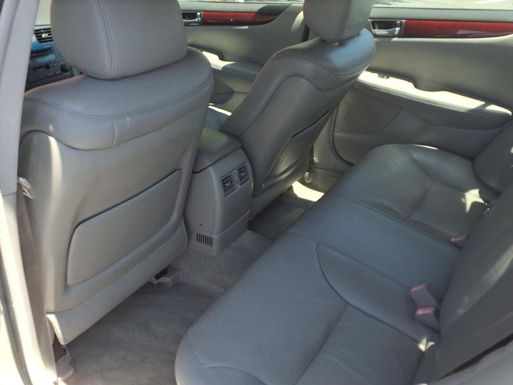 2004 Lexus ES 330