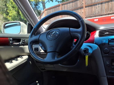 2004 Lexus ES 330