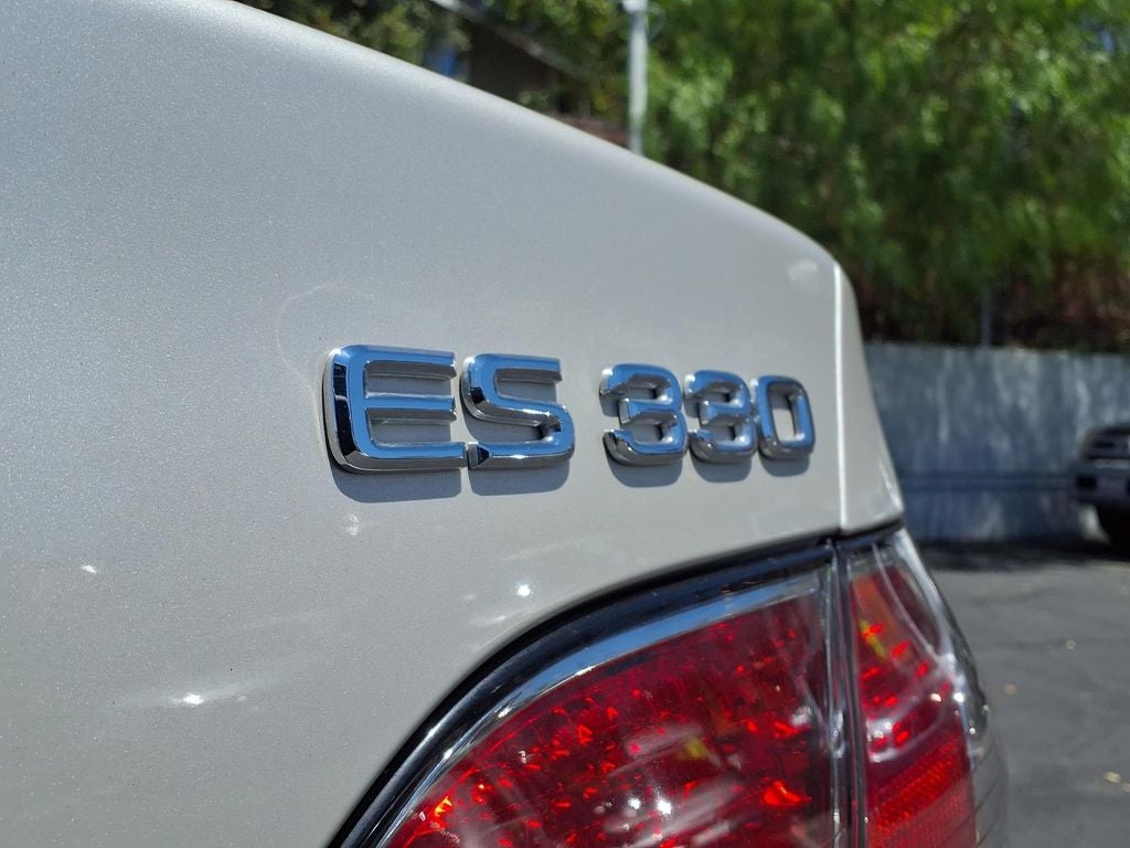 2004 Lexus ES 330