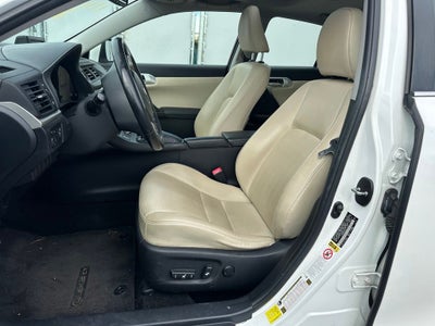 2013 Lexus CT 200h