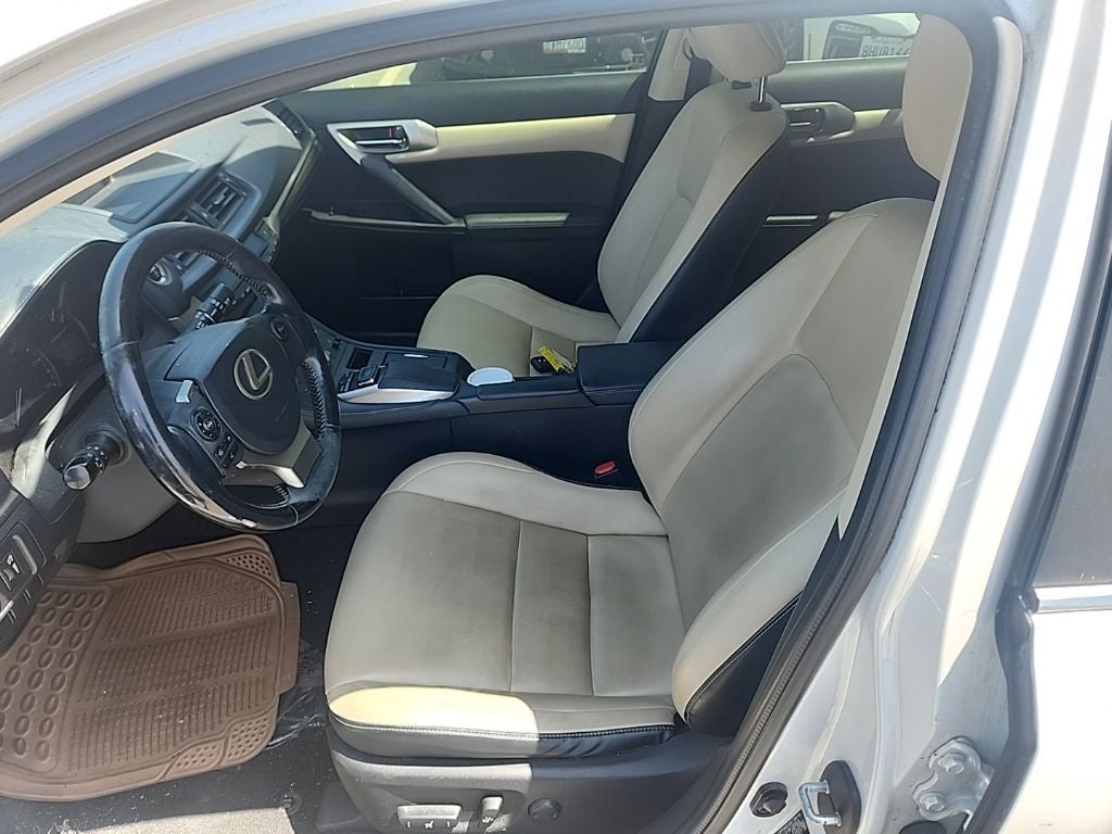 2017 Lexus CT 200h
