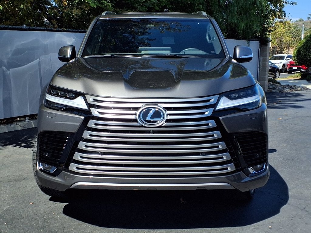 2026 Lexus LX 600 Luxury