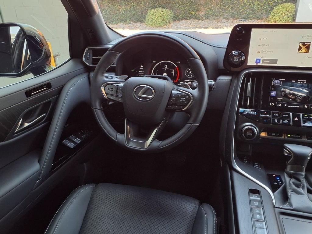 2026 Lexus LX 600 Luxury