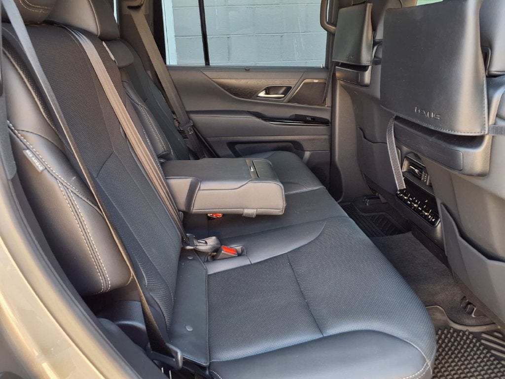 2026 Lexus LX 600 Luxury