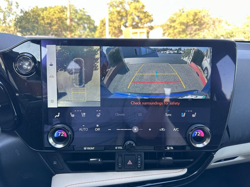 2024 Lexus NX 450h+ Luxury