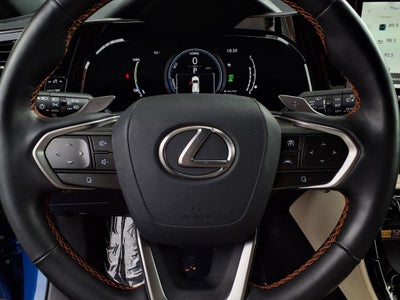 2024 Lexus NX 450h+ Luxury