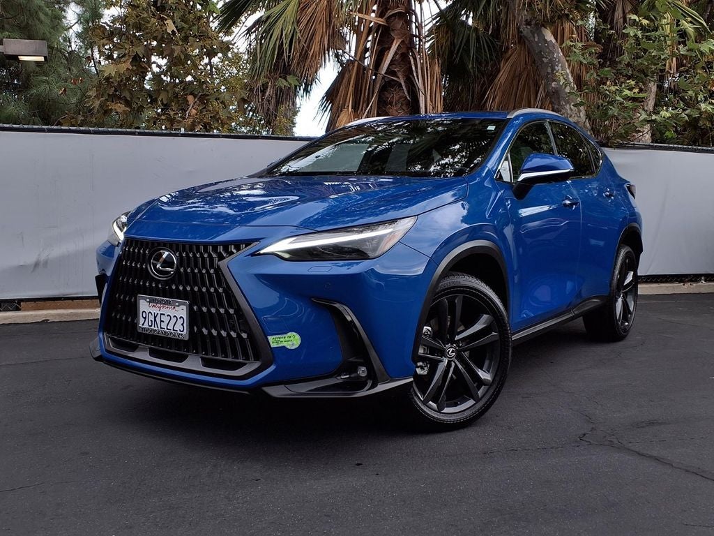 2024 Lexus NX 450h+ Luxury