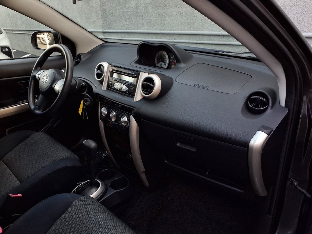 2006 Scion xA Base