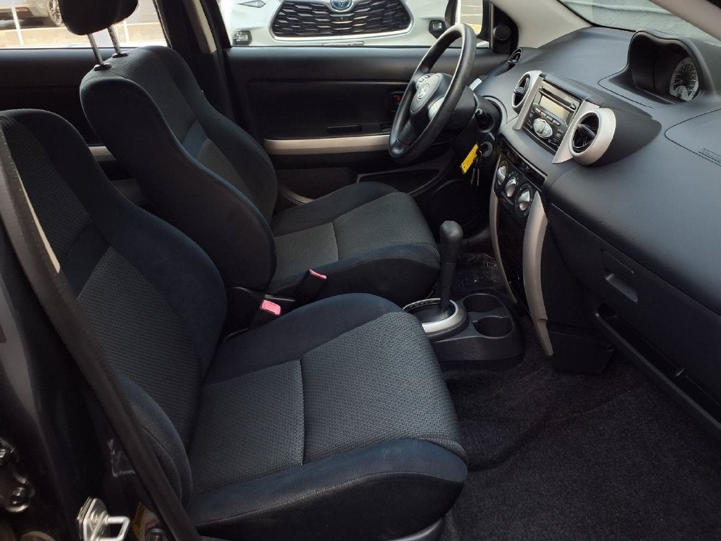 2006 Scion xA Base