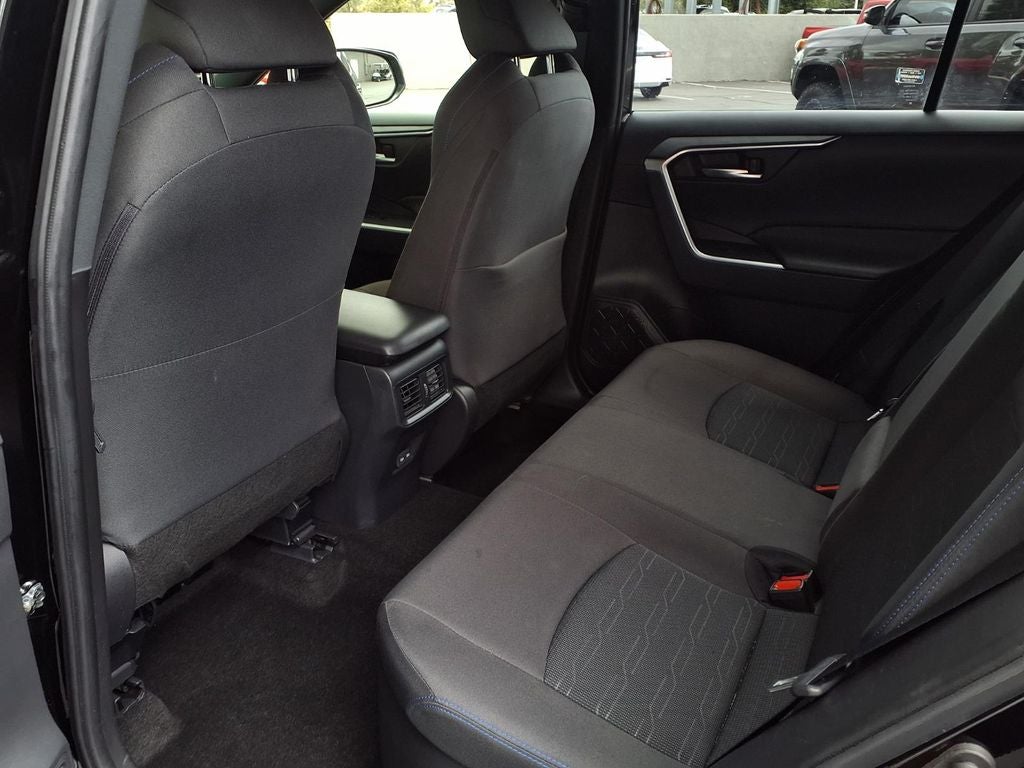 2024 Toyota RAV4 Hybrid SE