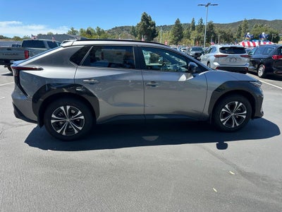 2025 Toyota bZ4X XLE