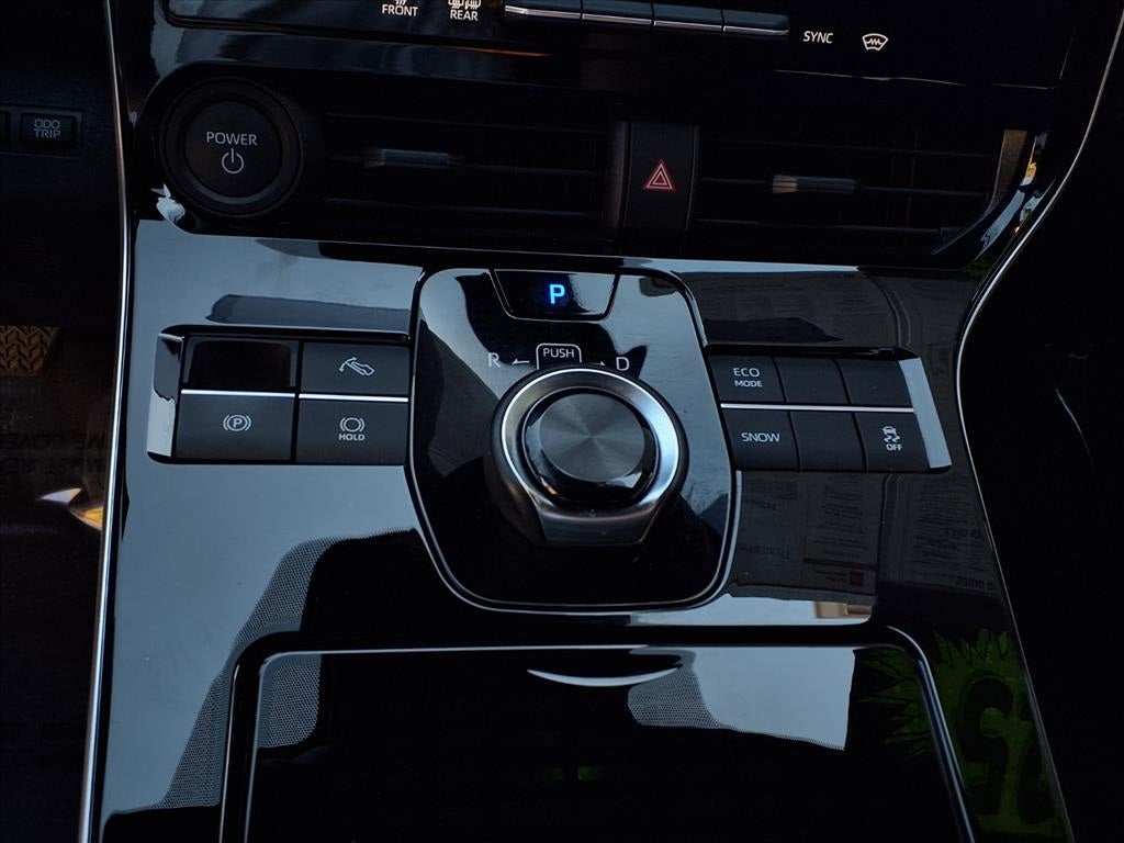 2025 Toyota bZ4X XLE