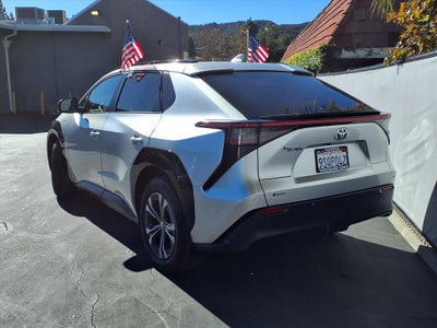 2025 Toyota bZ4X XLE