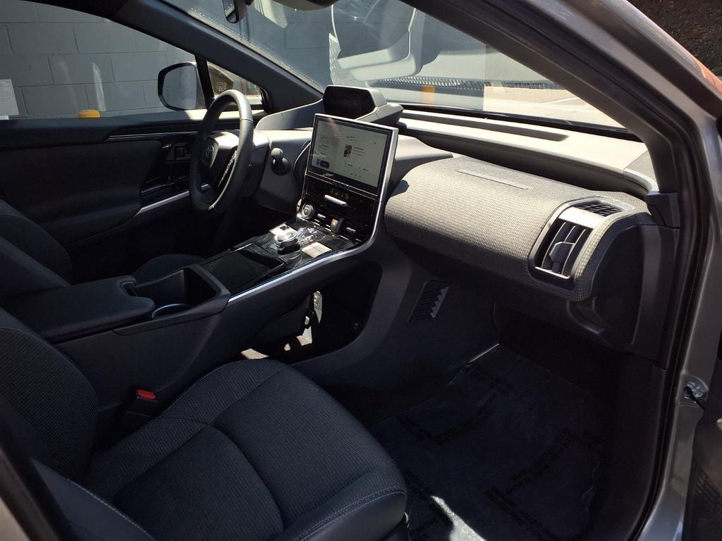 2025 Toyota bZ4X XLE