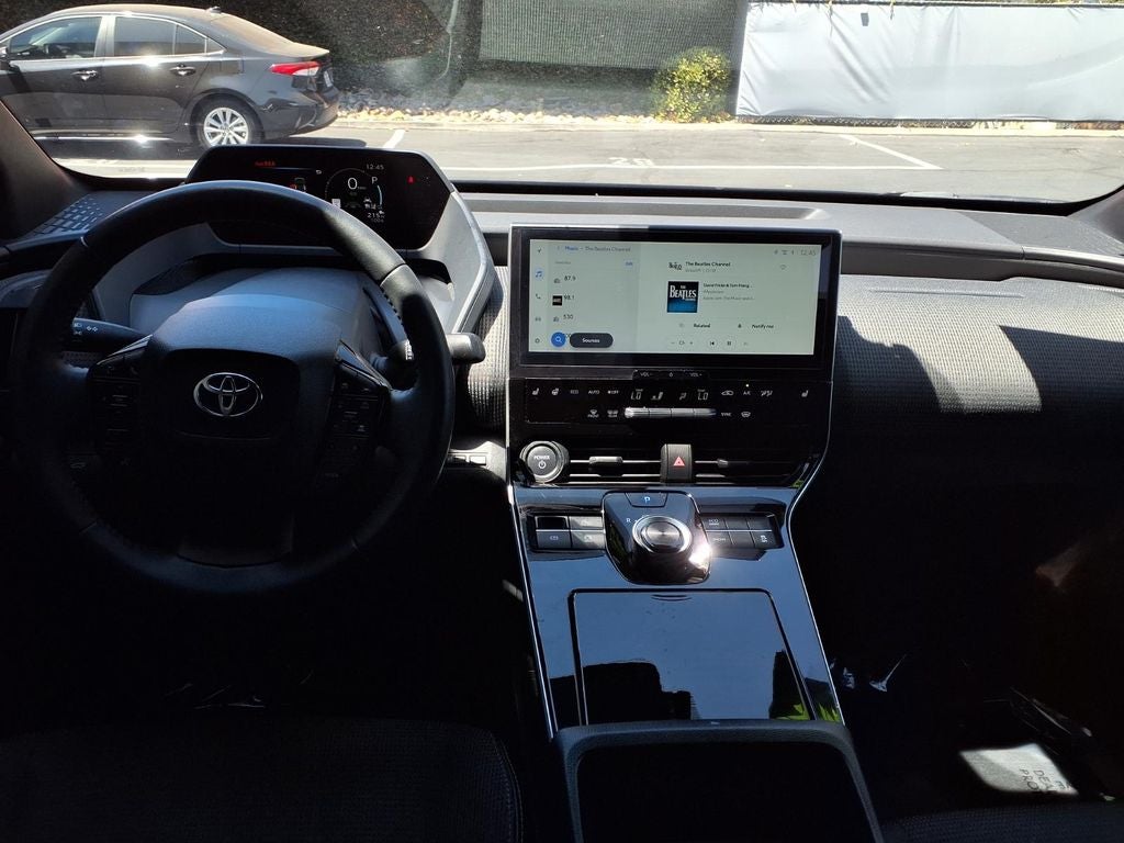 2025 Toyota bZ4X XLE