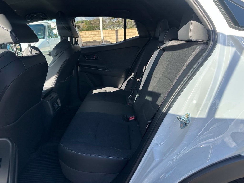 2026 Toyota C-HR SE