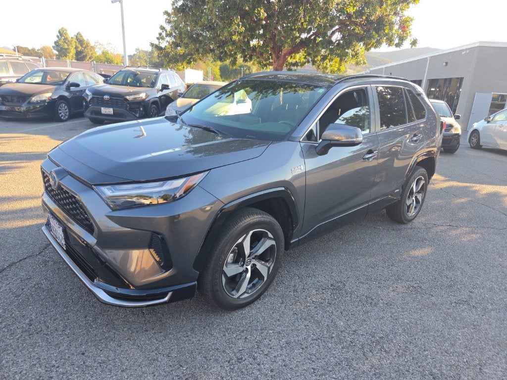 2024 Toyota RAV4 Prime SE