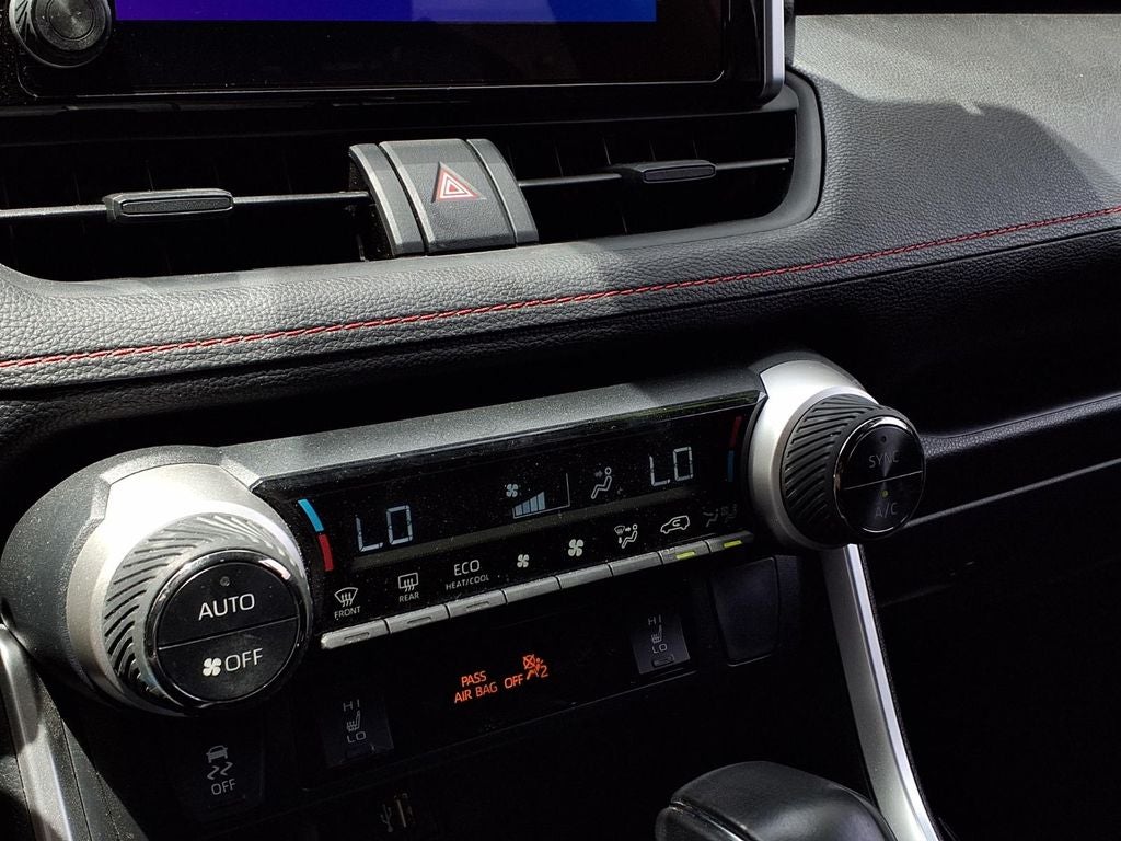 2024 Toyota RAV4 Prime SE