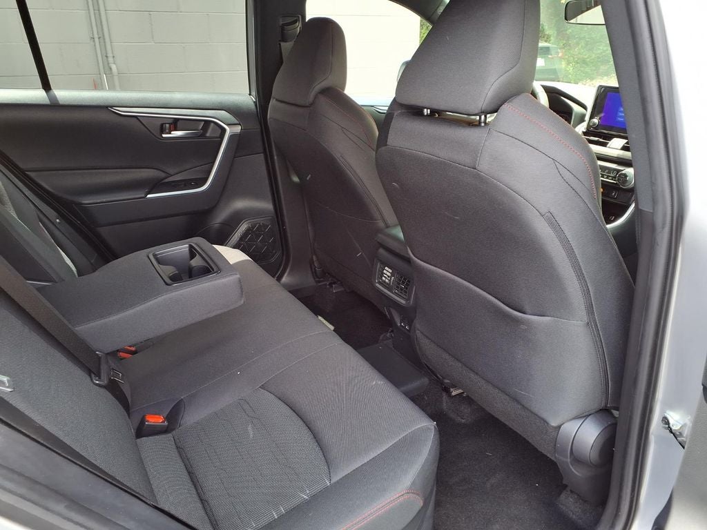 2024 Toyota RAV4 Prime SE