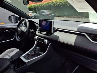 2024 Toyota RAV4 Prime SE