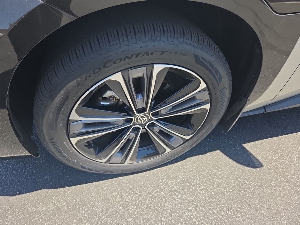 2023 Toyota bZ4X Limited