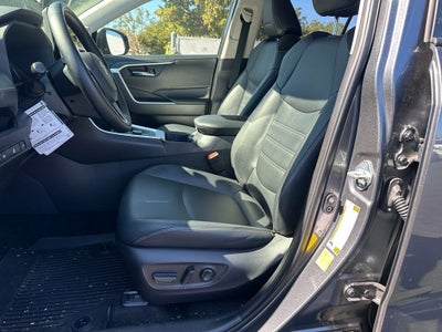 2025 Toyota RAV4 Hybrid XLE Premium