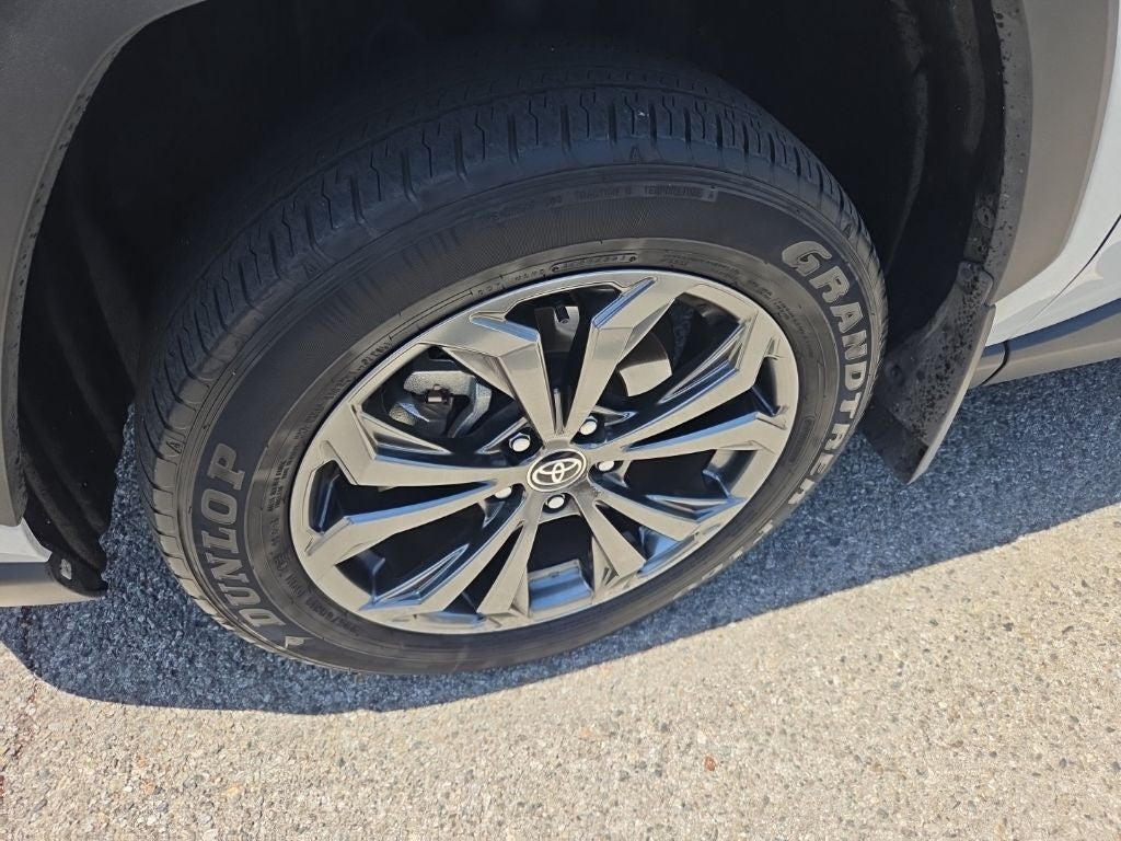 2023 Toyota RAV4 Hybrid XLE Premium