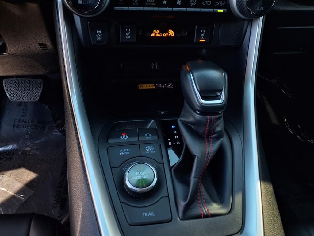 2025 Toyota RAV4 Plug-In Hybrid XSE