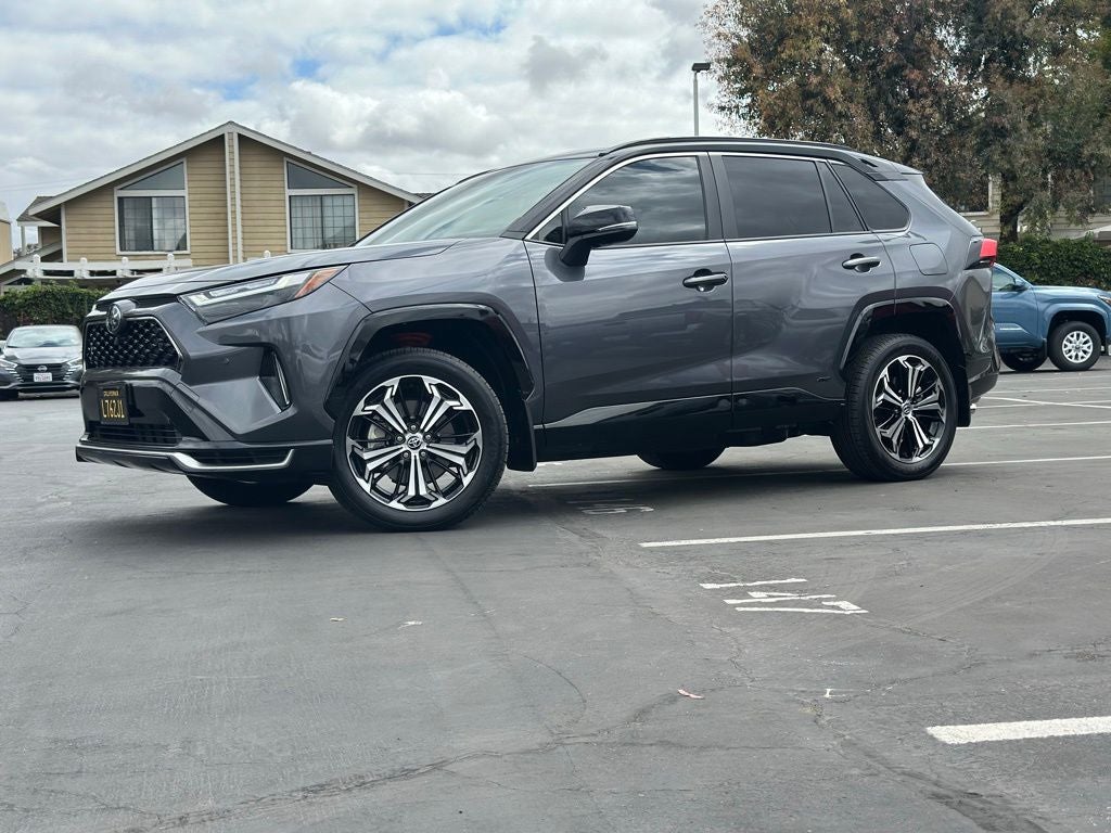 2025 Toyota RAV4 Plug-in Hybrid XSE AWD's photo