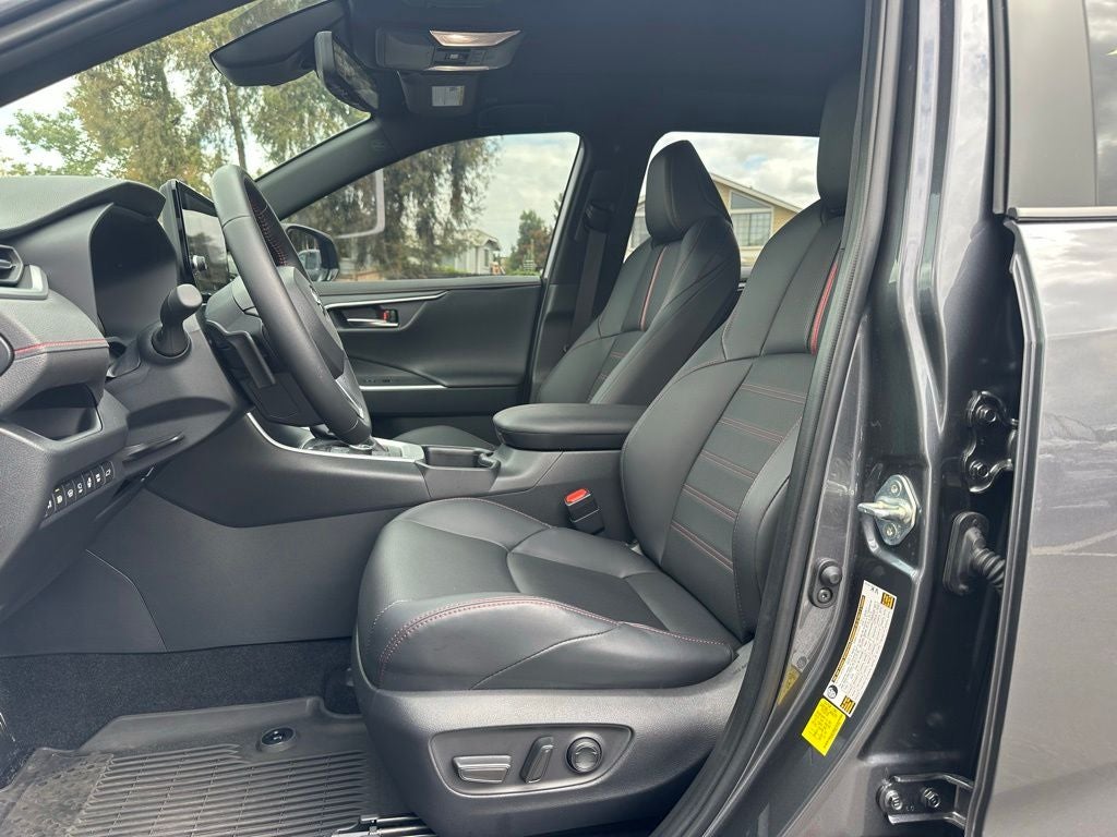 2025 Toyota RAV4 Plug-In Hybrid XSE