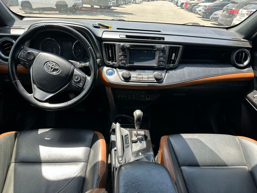 2017 Toyota RAV4 Hybrid SE