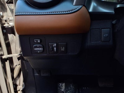 2017 Toyota RAV4 Hybrid SE