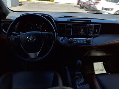 2017 Toyota RAV4 Hybrid SE