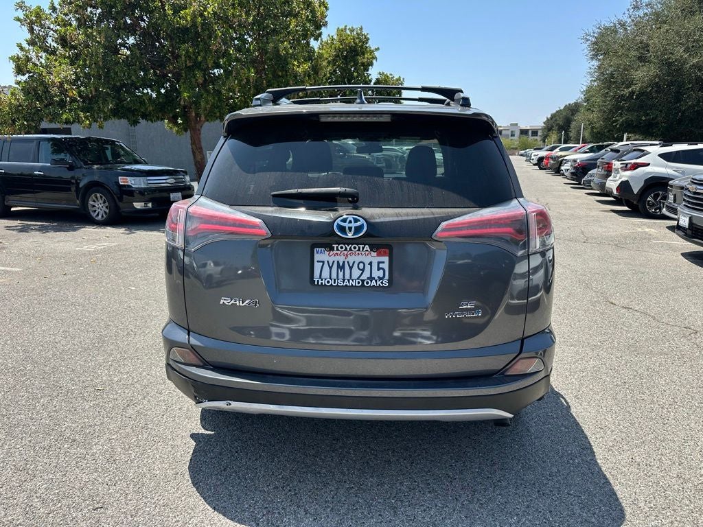 2017 Toyota RAV4 Hybrid SE