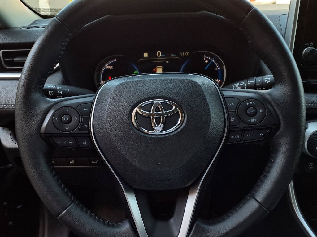 2023 Toyota RAV4 Hybrid XLE