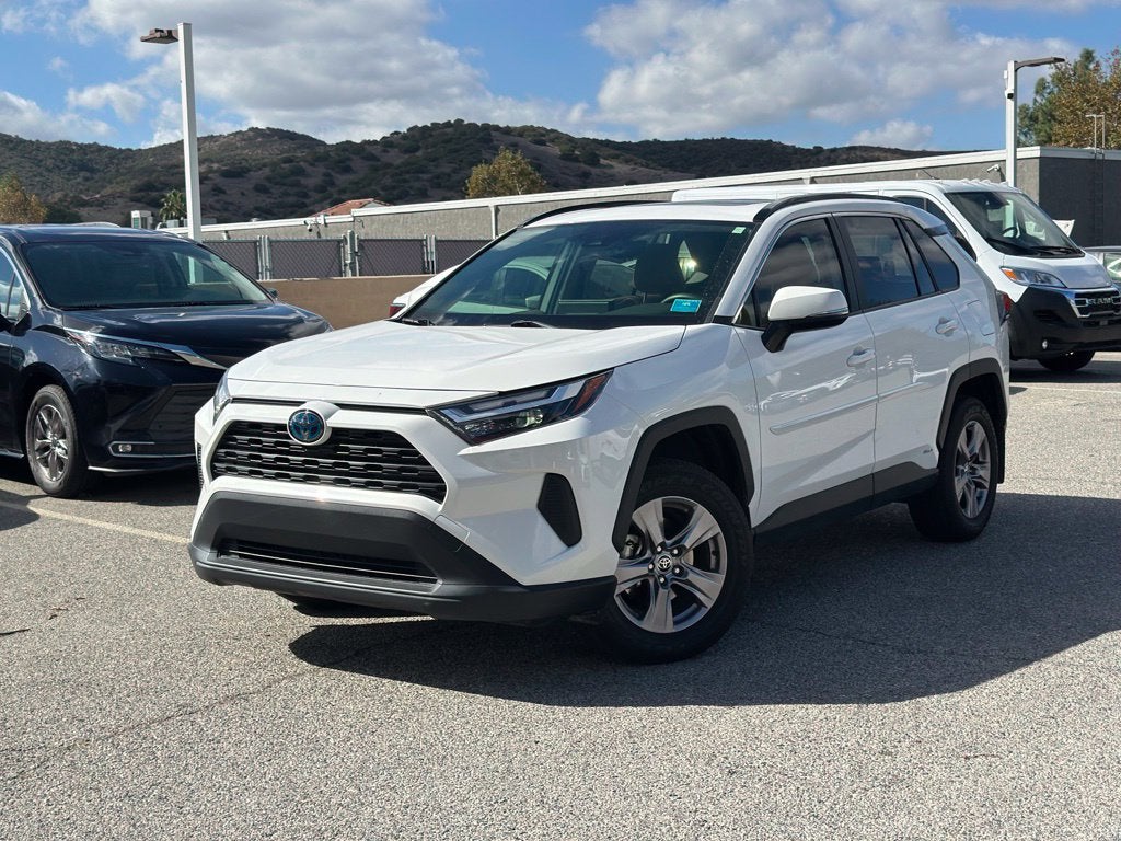 2024 Toyota RAV4 Hybrid XLE