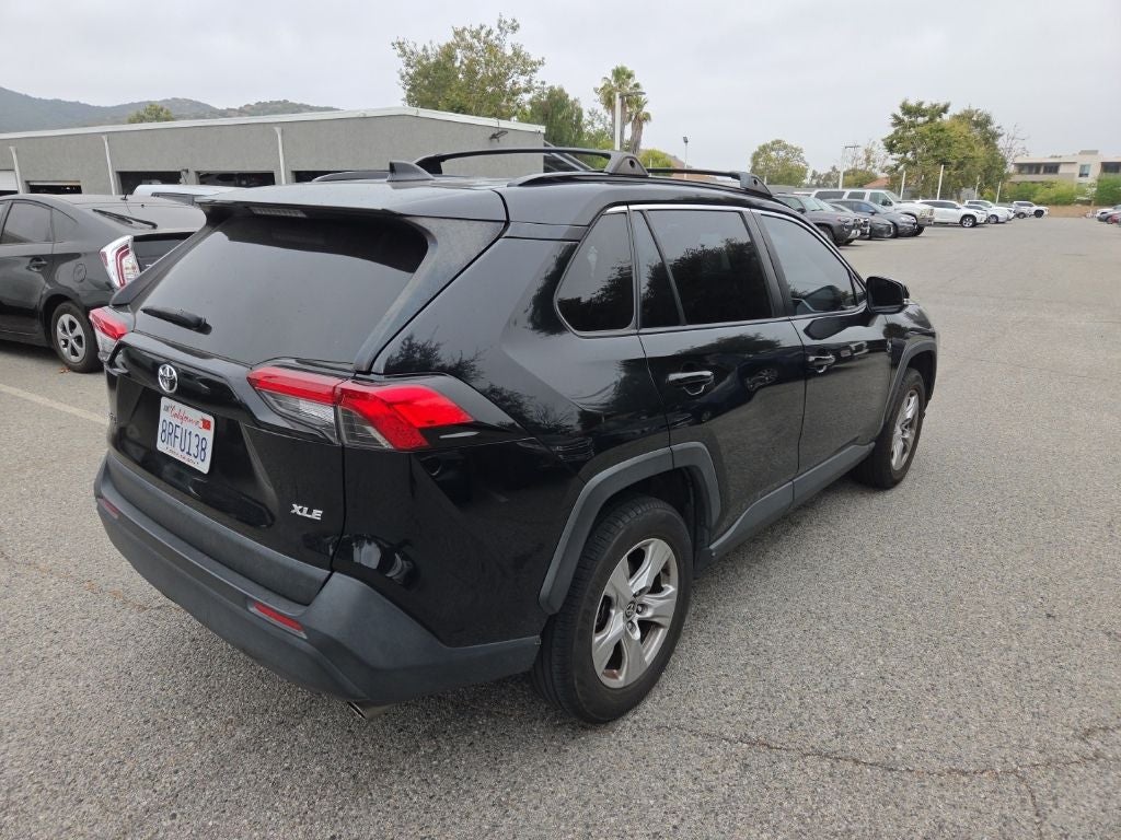 2020 Toyota RAV4 XLE