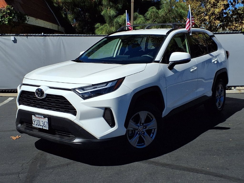 2025 Toyota RAV4 XLE
