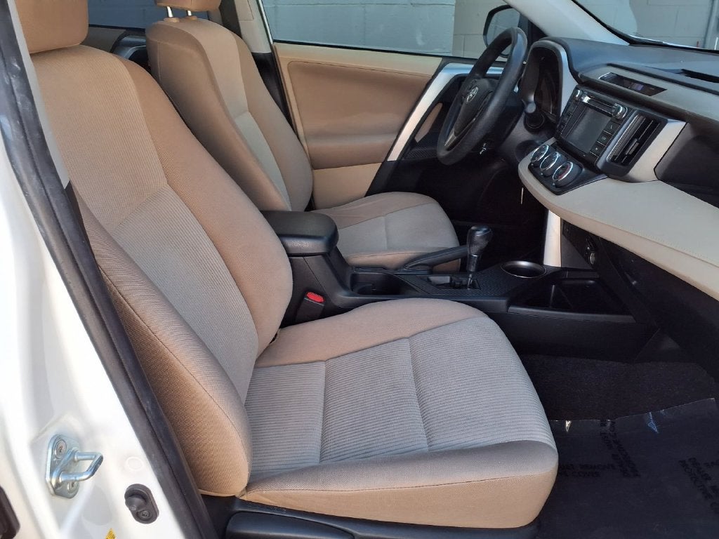 2013 Toyota RAV4 LE