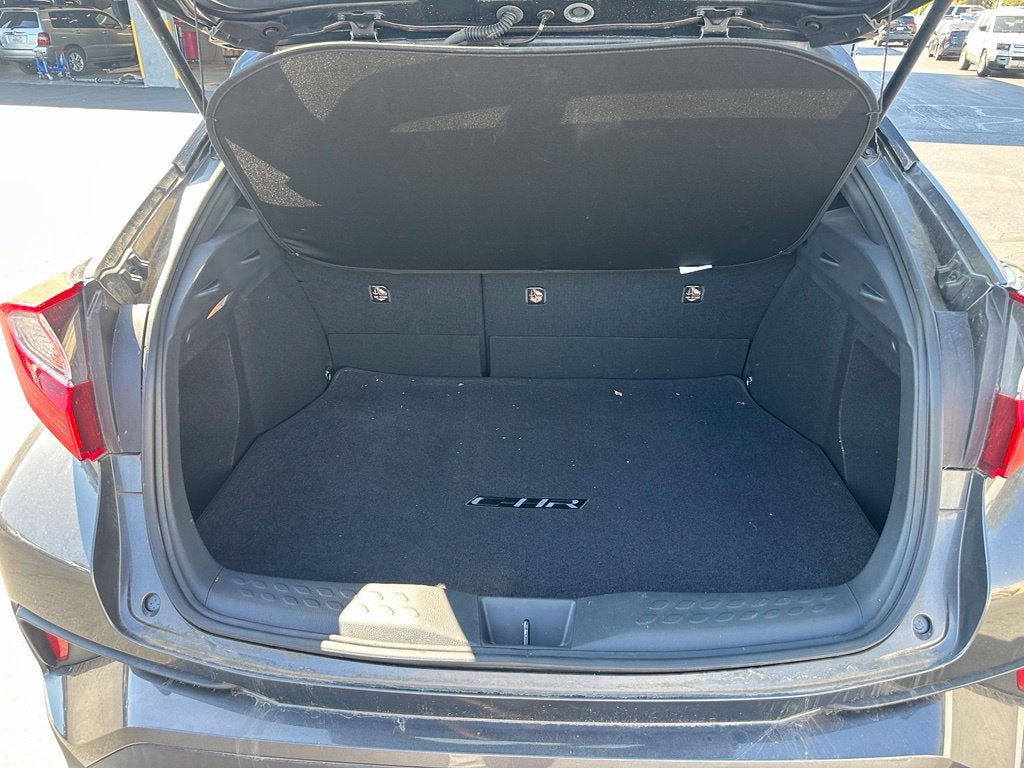 2021 Toyota C-HR LE