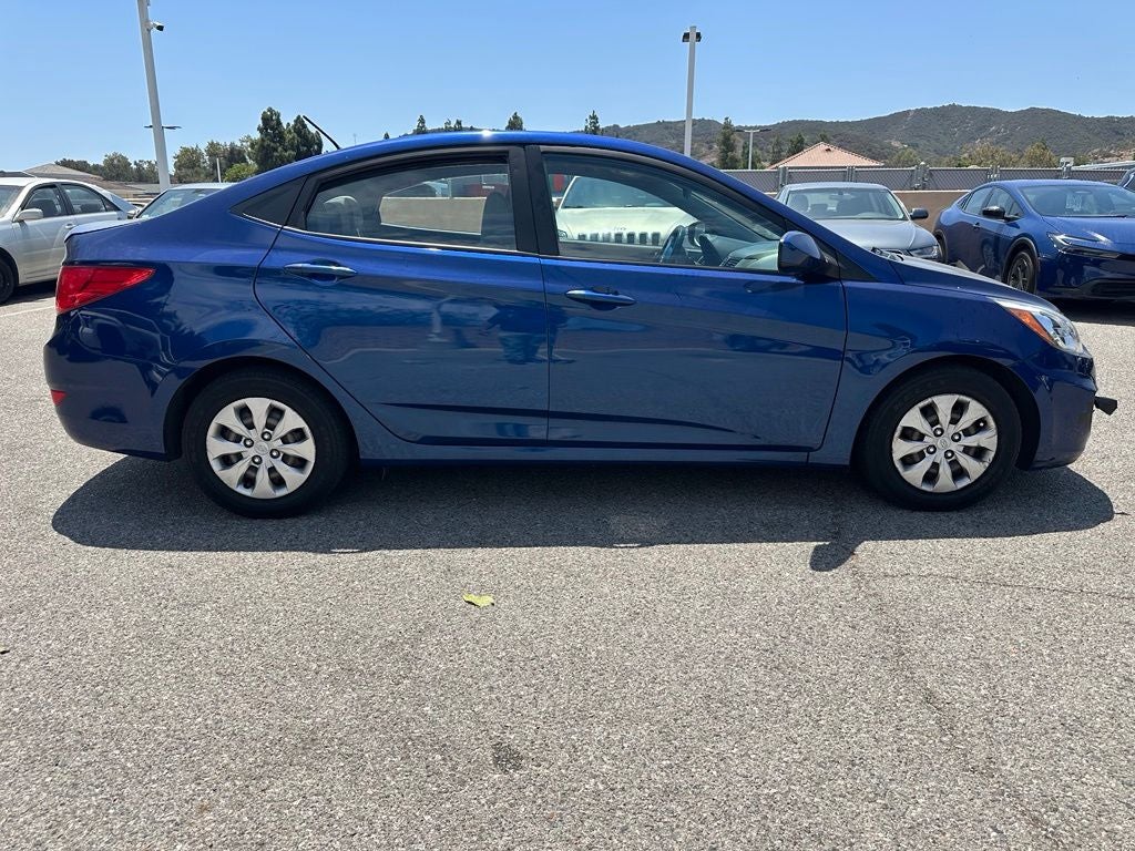 2017 Hyundai Accent SE