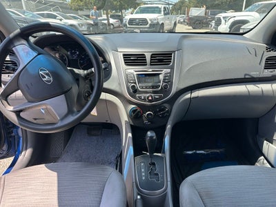 2017 Hyundai Accent SE