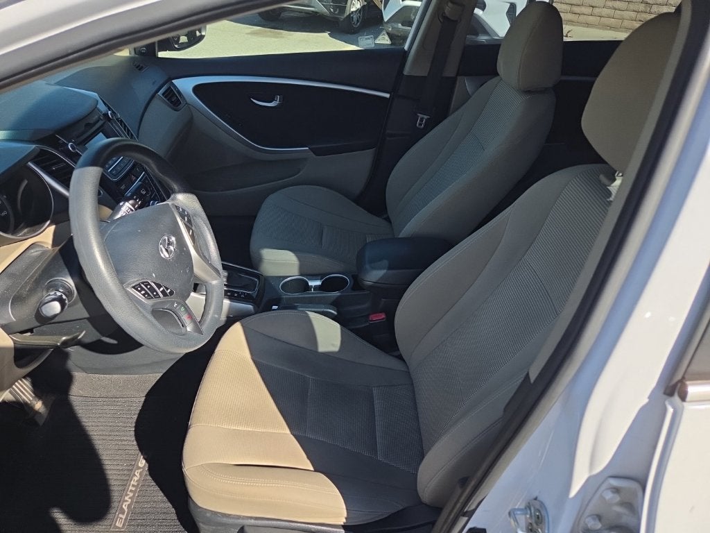 2016 Hyundai Elantra GT Base