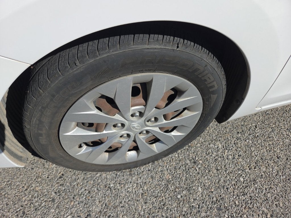 2016 Hyundai Elantra GT Base