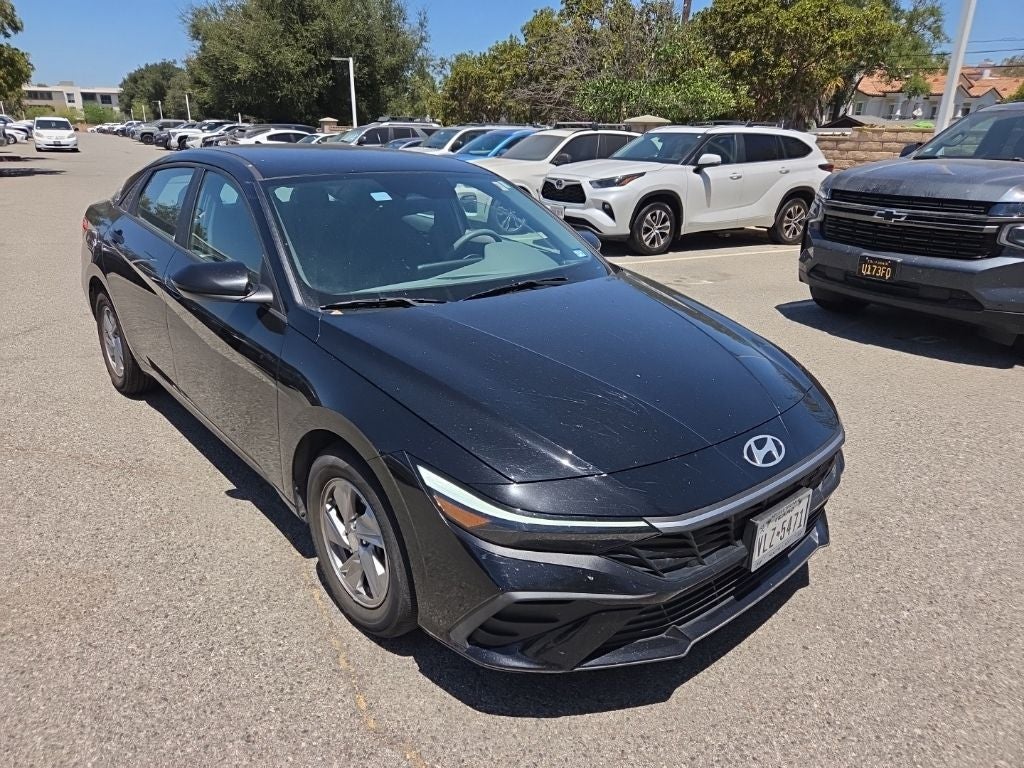 2024 Hyundai Elantra SE