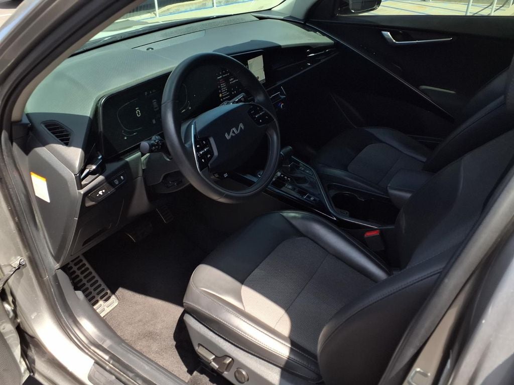 2023 Kia Niro EX Touring