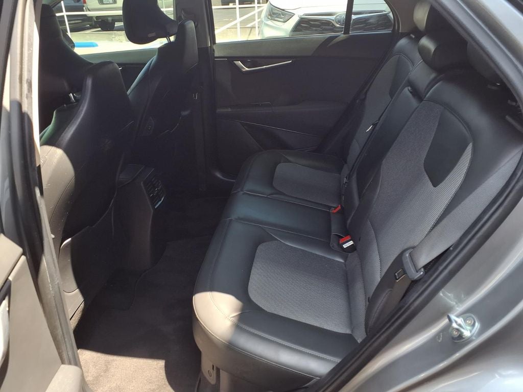 2023 Kia Niro EX Touring