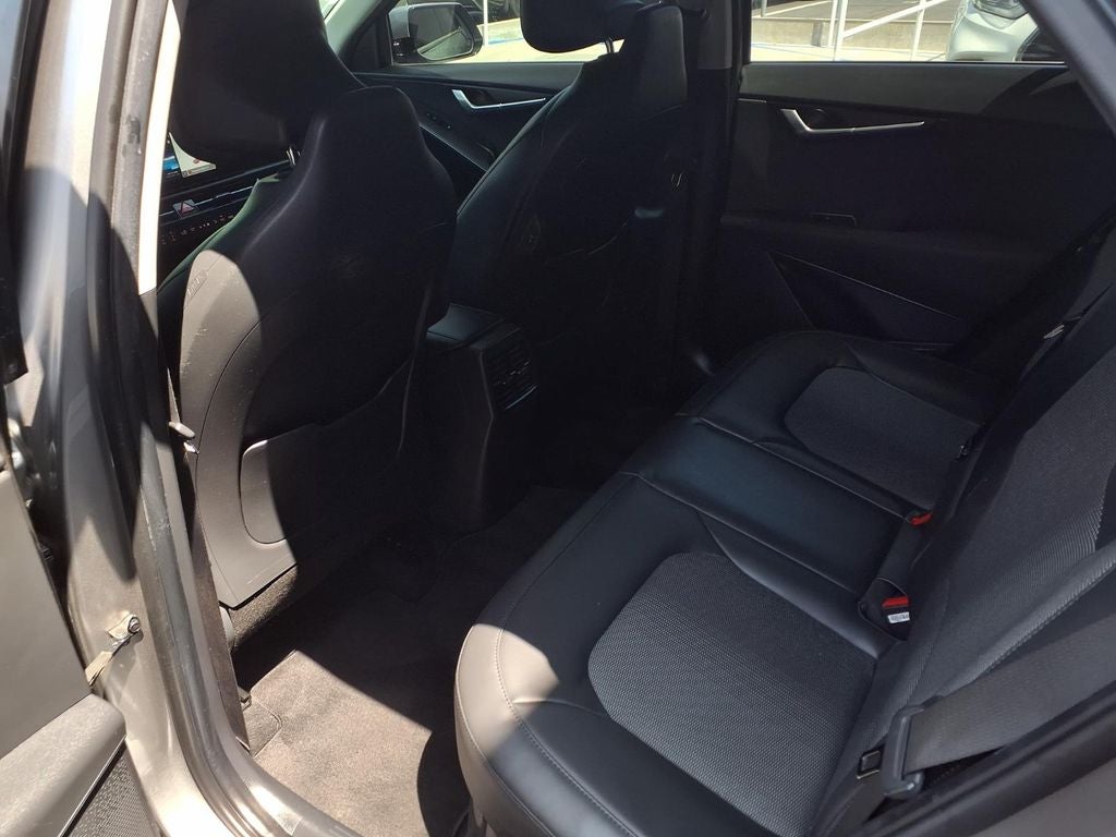 2023 Kia Niro EX Touring